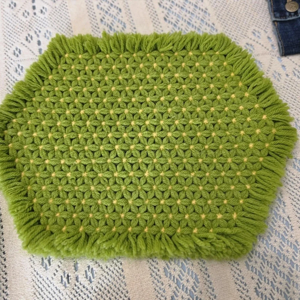 4 VTG Handmade Crochet Hot Pads Pot Holders Trivets Placemats Retro Kitchen